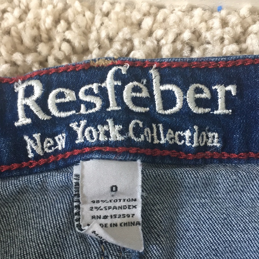 Blue jeans - Picture 2 of 2